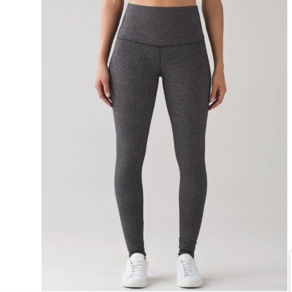 Lululemon Womens High Rise Wunder Under Leggings Size 6 - Picture 9 of 9